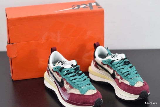   Red Vaporwaffle Green sacai Villain Neptune DD3035-200 Nike 0711